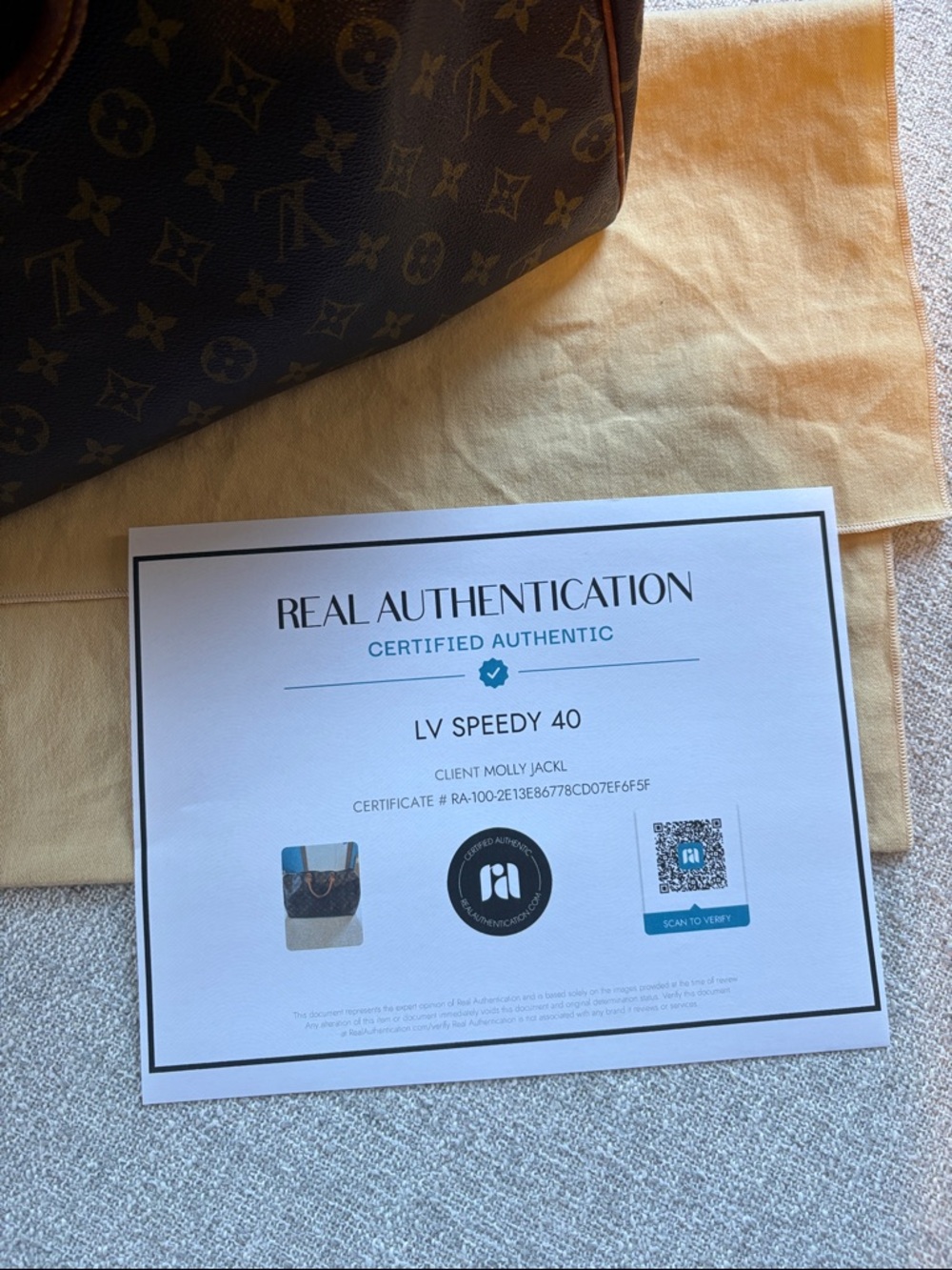 Louis Vuitton Speedy 40 - Picture 10 of 16